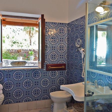 Hotel Oasi Panarea Buitenkant foto