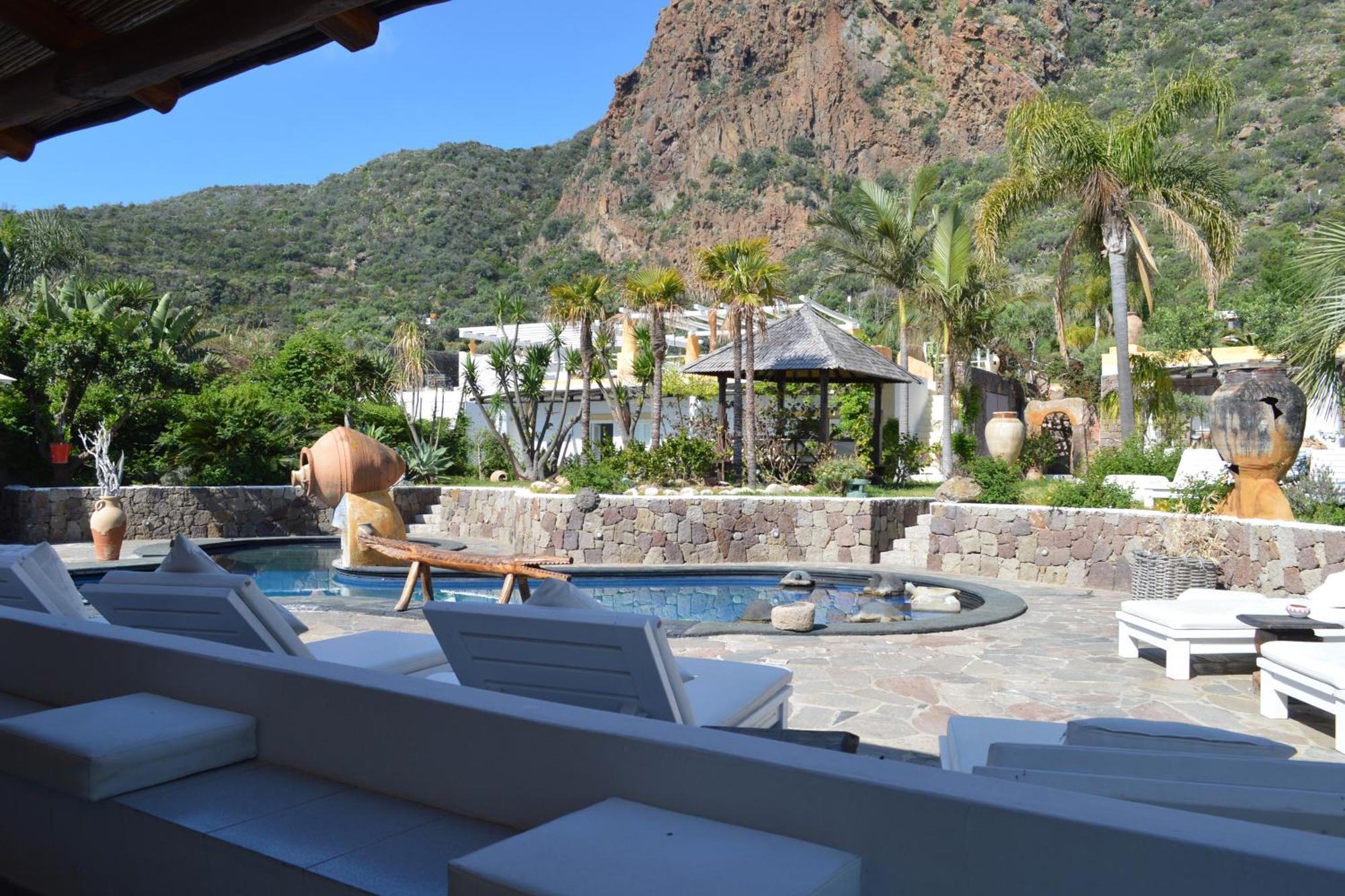 Hotel Oasi Panarea Buitenkant foto