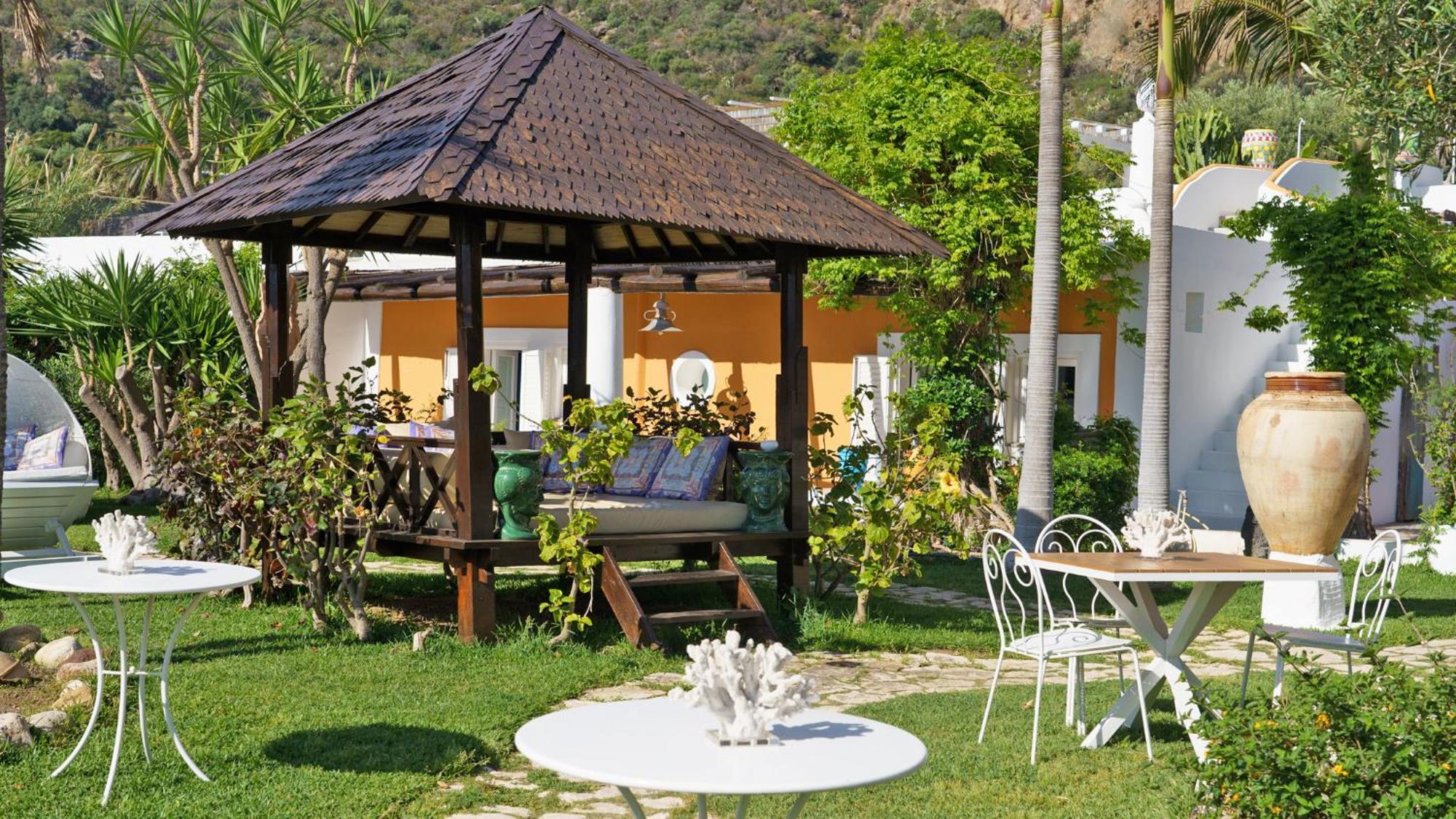 Hotel Oasi Panarea Buitenkant foto