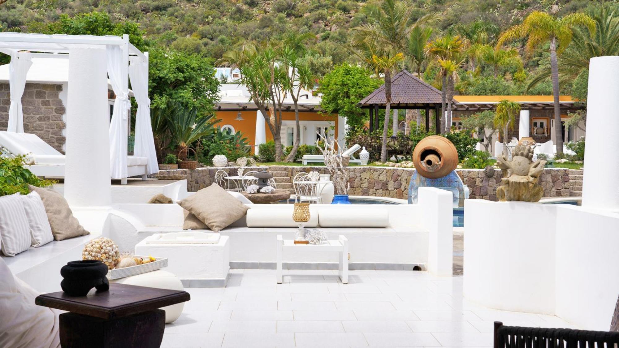 Hotel Oasi Panarea Buitenkant foto